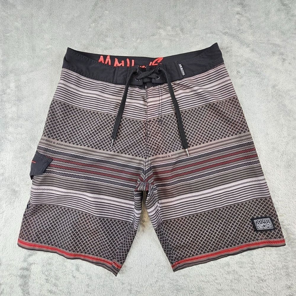 Maui and Sons Black 4 Way Stretch Shark Board Shorts Men's Size 32 Surf Y2K